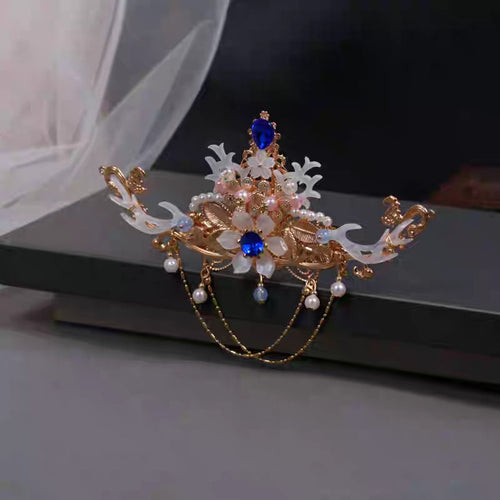 Ancient-style Dragon-horn Crown