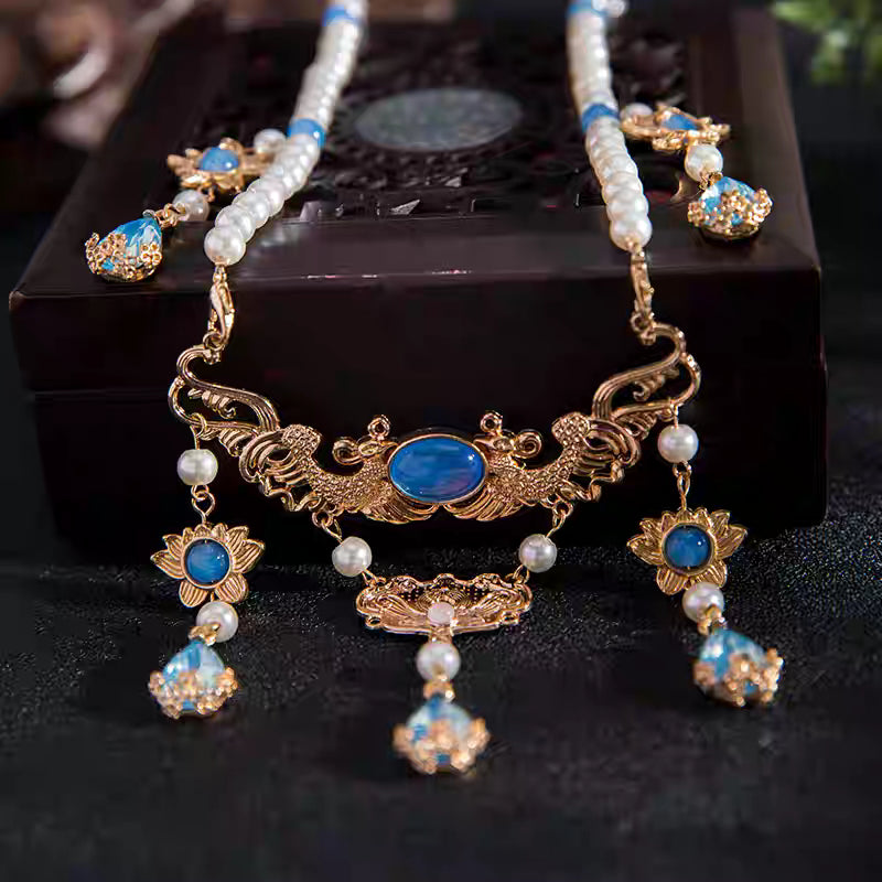 Blue Teardrop Pendant Ancient-Style Necklace - "Floating Raindrop Zero"